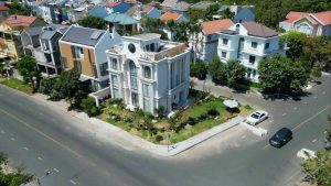 ban biet thu goc 03 mat tien nam thong 2 phu my hung q7 6