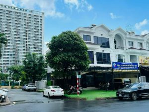 chinh chu can ban biet thu goc toa lac tai so 62 duong 17 khu my van 1 phu my hung quan 7