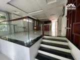 Ban biet nam thien 1 can goc don lap view cong vien
