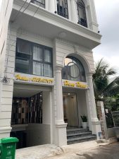 Bán Căn Hộ Dịch Vụ Cao Cấp Đường Phú Thuận Quận 7 Doanh Thu Ổn Định