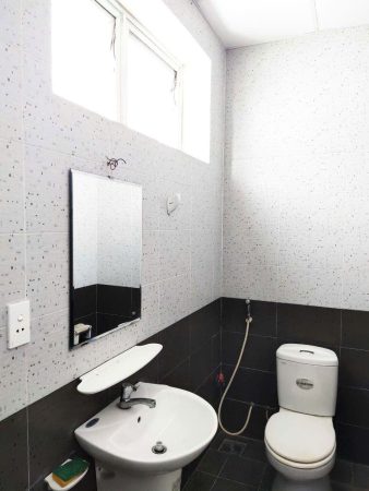 Bán Nhà Đường Hoàng Quốc Việt Kdc Tạ Ngọc Thảo Q7 Vị Trí Đẹp, Đầu Tư Lý Tưởng