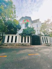 Biệt Thự Tân Quy Đông An Phú Hưng Quận 7 Sân Vườn Rộng, Thiết Kế Sang Trọng