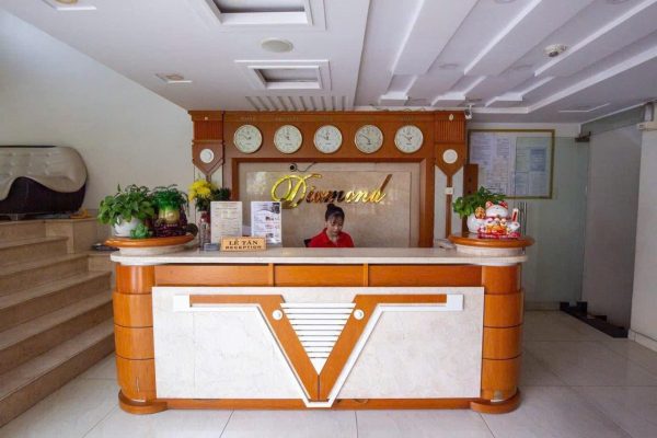 Đầu Tư Khách Sạn Diamond Hotel Quận 7 Vị Trí Đẹp, Doanh Thu Ổn Định
