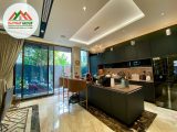 Bán Biệt Thự Đơn Lập Nam Thông 3 Phú Mỹ Hưng Căn Góc 2 Mặt Tiền,Đẳng Cấp Thượng Lưu