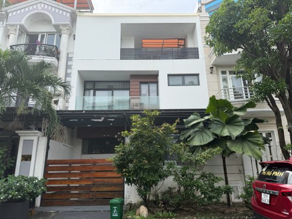 Bán Biệt Thự Liền Kề Nam Thiên 1 144m2 Giáp Mặt Đường Hà Huy Tập