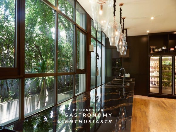 Bán Biệt Thự Phú Gia 330m2 Đất, 617m2 Sàn Nội Thất Cao Cấp