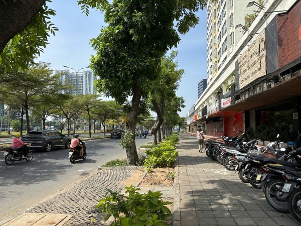Bán / Cho Thuê Shophouse Sky Garden 1 Mặt Tiền Nguyễn Văn Linh 185m², Trệt + Lầu