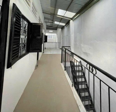 Bán Dãy Nhà Trọ Hẻm 30 Lâm Văn Bền 162.4m2 Với 9 Phòng Cho Thuê Sinh Lời Ổn Định