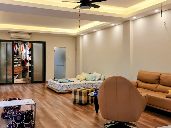 Bán Nhà Phố Góc 2 Mặt Tiền Đường Số 9 & Đường Số 3 87.5m2, Hầm + Thang Máy