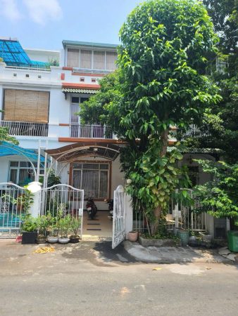 Chuyển Nhượng Biệt Thự Liền Kề Hưng Thái 1 126m2 Sổ Hồng Sẵn