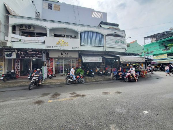 Bán Nhà Phố Góc 2 Mặt Tiền Ngay Chợ Tân Quy Trục Chính Đông Đúc