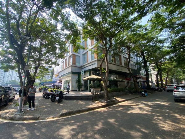 Cho Thuê Nhà Phố Kinh Doanh Góc 2 Mặt Tiền Hưng Phước 4 17x18.5m