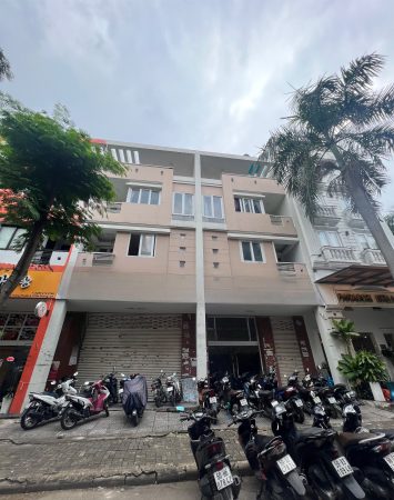 Bán Cặp Nhà Phố Hưng Phước 4 Phú Mỹ Hưng 12x18.5m Trệt Lửng 3 Lầu