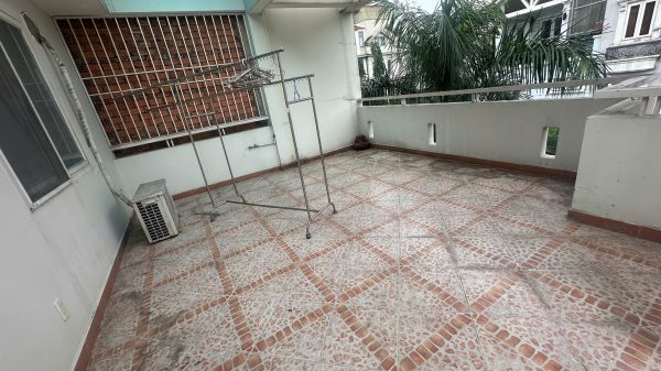 Bán Cặp Nhà Phố Hưng Phước 4 Phú Mỹ Hưng 12x18.5m Trệt Lửng 3 Lầu