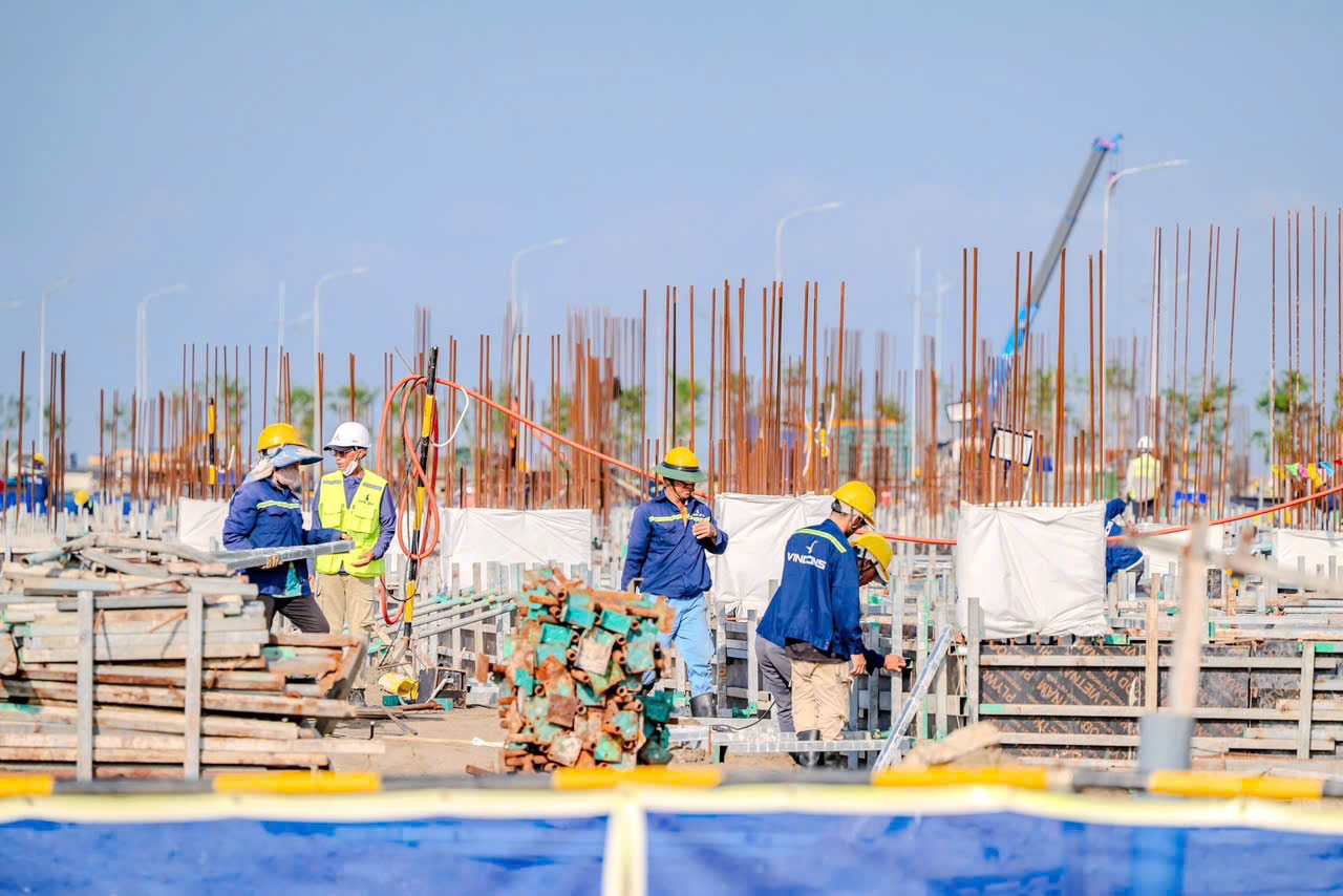 Cập Nhật Tiến Độ Vinhomes Cần Giờ Tháng 06/2026: Nhà Phố đầu Tiên Chuẩn Bị Bàn Giao