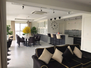 Bán Penthouse Happy Valley 5 Phòng Ngủ 240m2 View 3 Mặt Sông